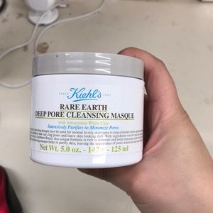 Kiehl’s rare earth deep pore cleansing masque